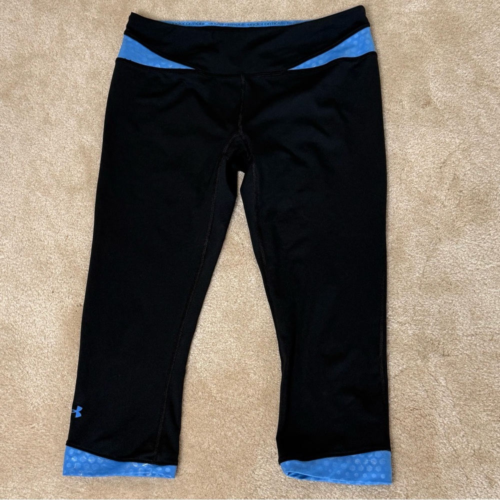 UNDER ARMOUR HeatGear Fitted Women's Capri Leggings‎ Running , Yoga Sz M